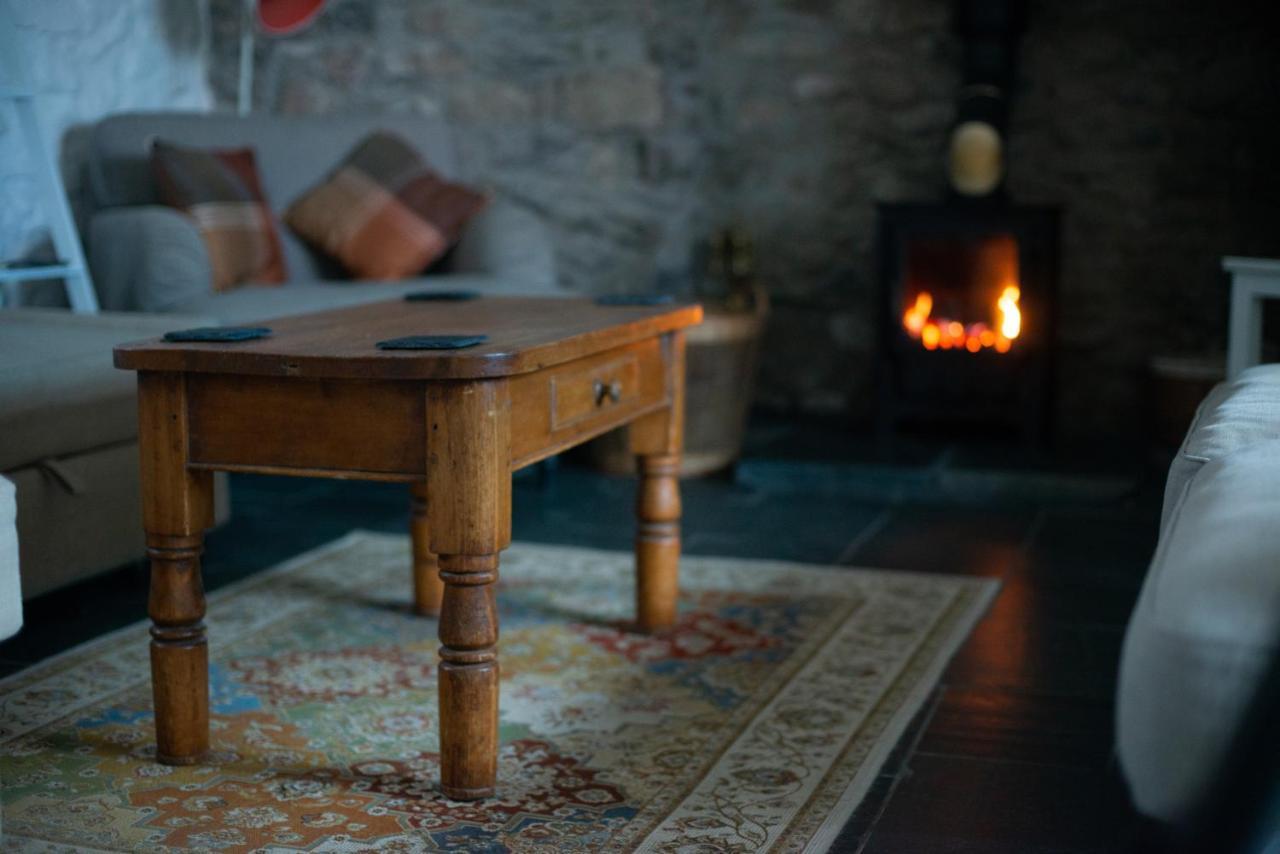 St Davids Hideaway With Roll-Top Bath & Log Burner 外观 照片